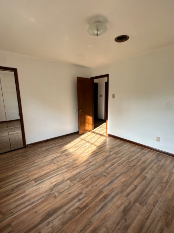 Foto del edificio - 3005 E Curry Dr