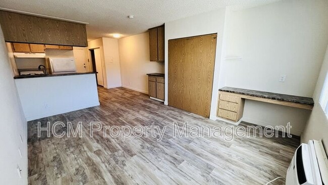 Foto del edificio - 10075 Tujunga Canyon Blvd