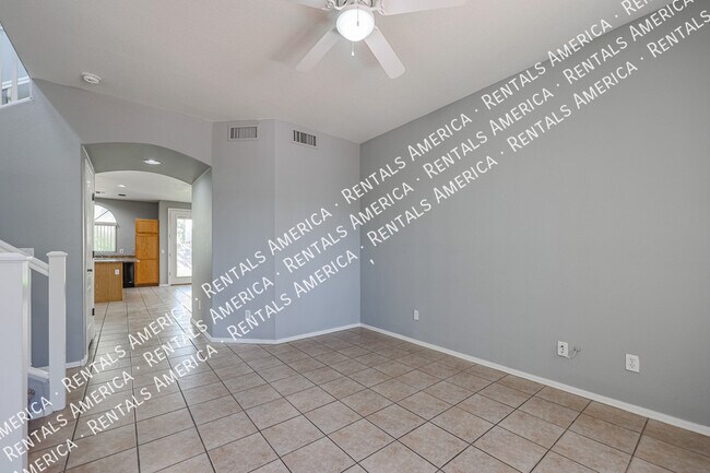 Foto del edificio - 3672 E Sundance Ave