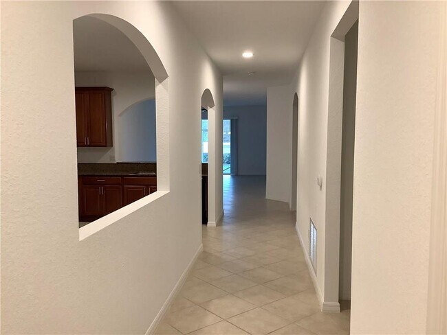 Building Photo - 6315 Oxford Cir