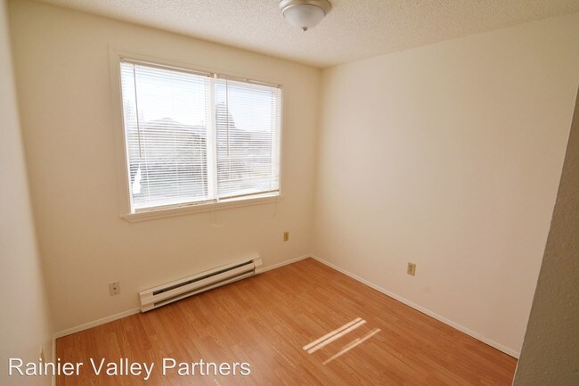 Foto del edificio - 6111 Rainier Ave S