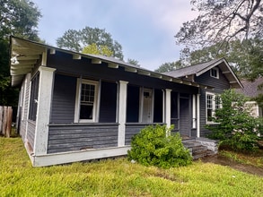 Building Photo - 518 Virginia Ave
