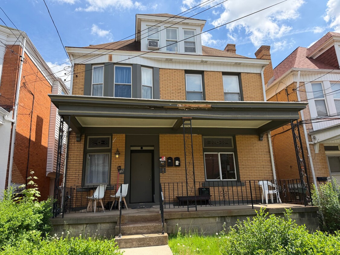 Photo - 836 Collins St (Pittsburgh, PA)