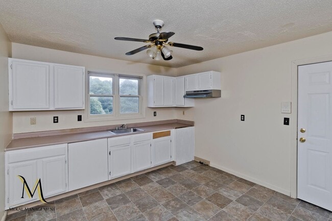 715-719 Berkshire Avenue - 715-719 Berkshire Avenue Apartment