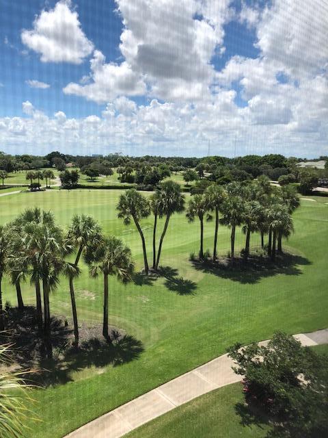 Foto del edificio - 6895 Willow Wood Dr