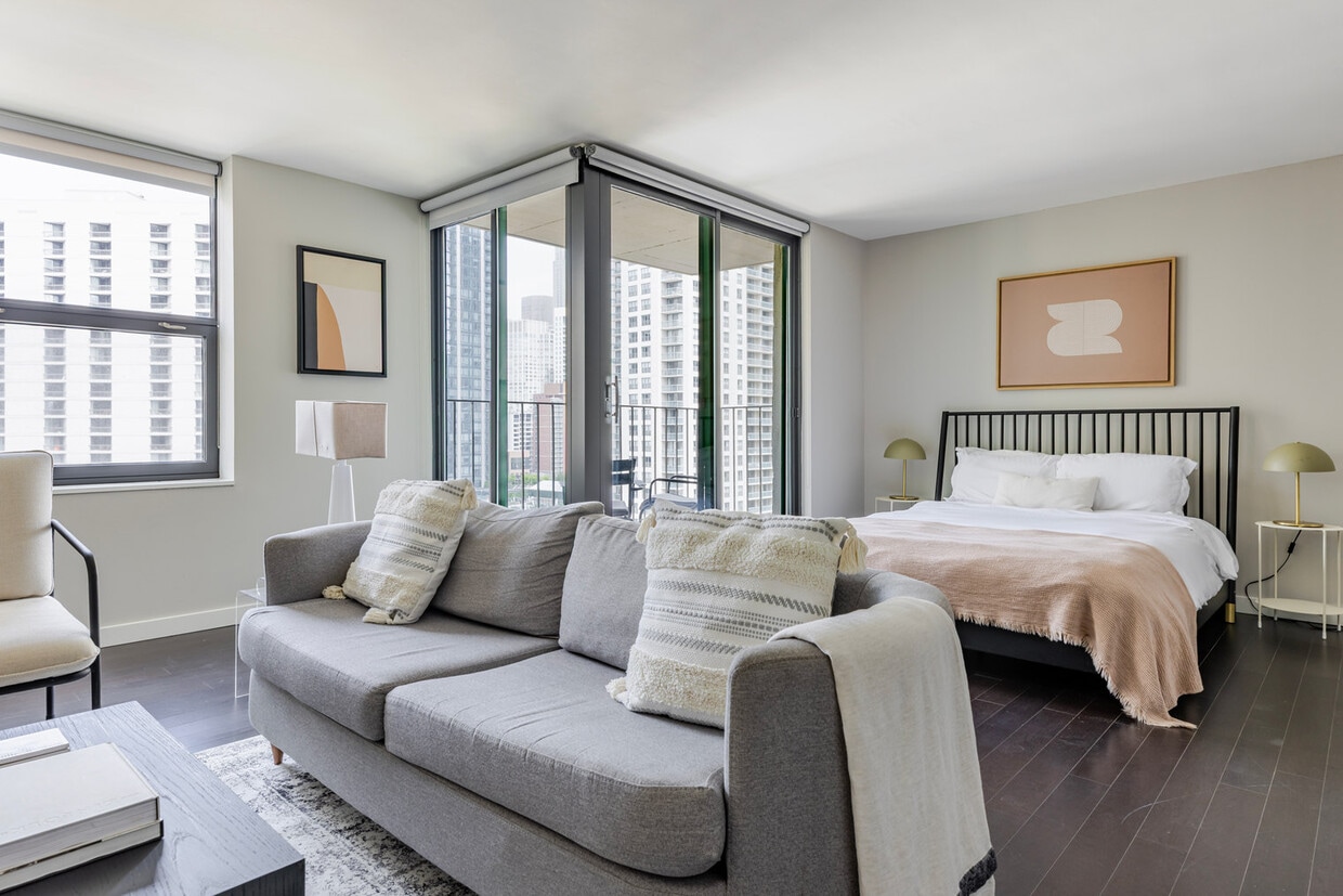 Foto principal - 77 W Huron St