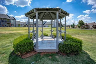 Interior Photo - Aspen Place
