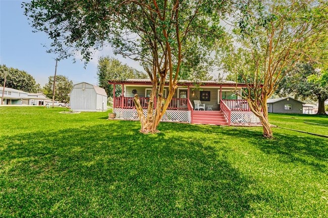 Building Photo - 465 Water View Dr