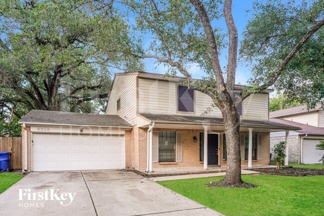 Building Photo - 8010 Goldengrove Dr