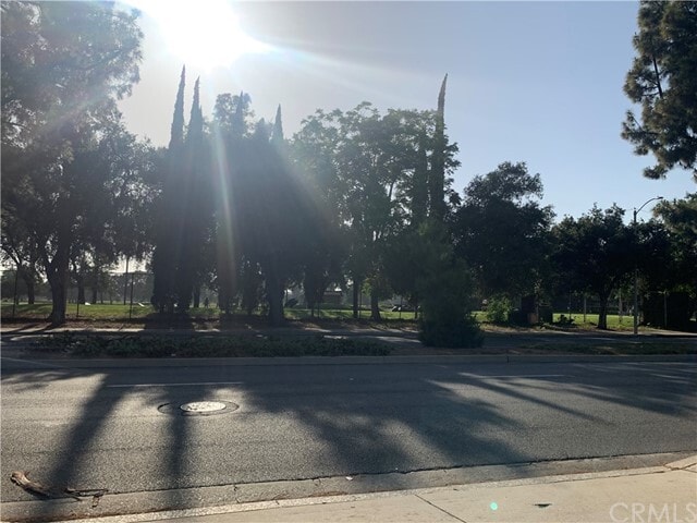 Building Photo - 414 S Santa Anita Ave