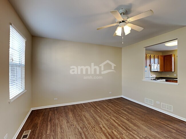 Foto del edificio - 294 Timber Trails Blvd