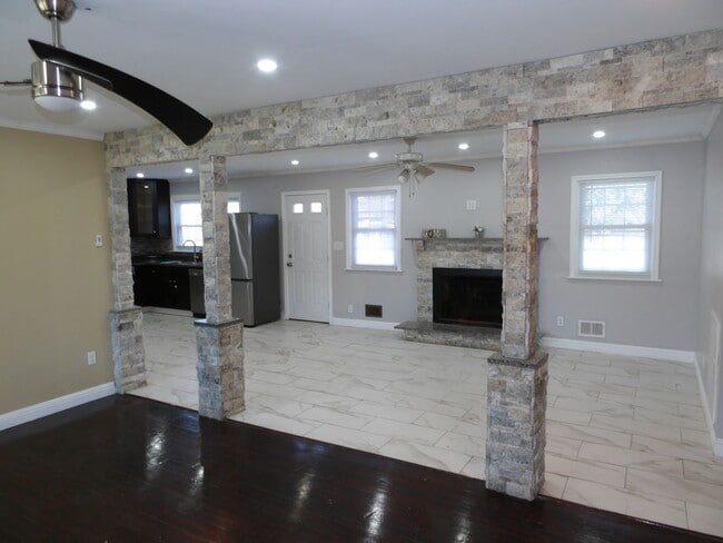 Foto del edificio - Single Family Home in Pine Valley Area!
