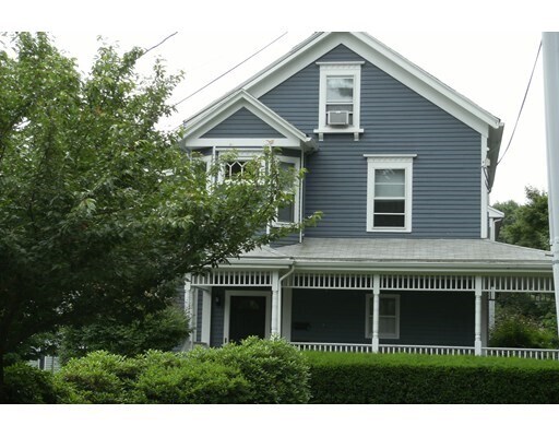 Foto principal - 886 Watertown St