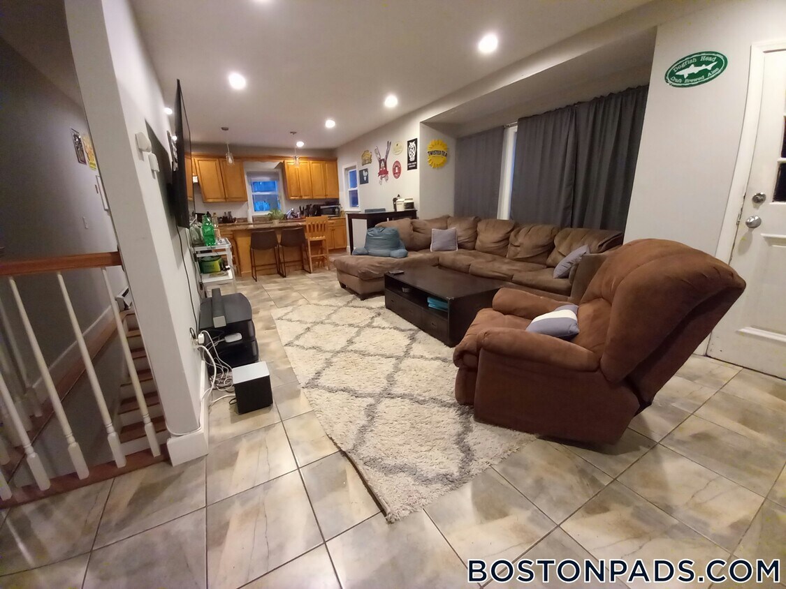 Foto principal - 34 Long Ave