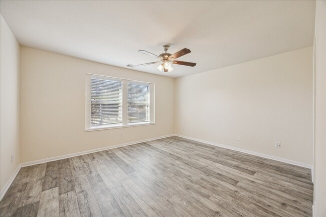 Foto del edificio - 8102 Fisher Glen Ln