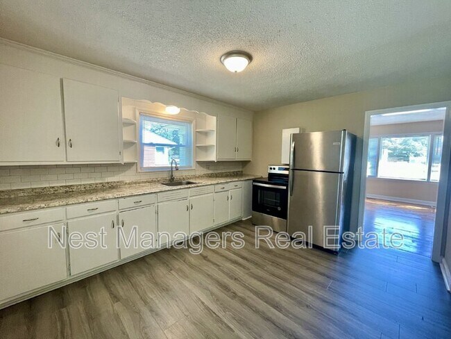 Building Photo - 1126 Wellons Dr