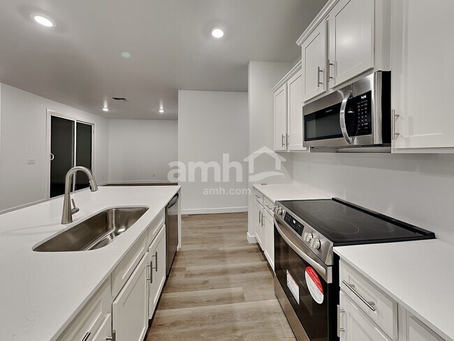 Foto del edificio - 12246 Thunder Creek Pky