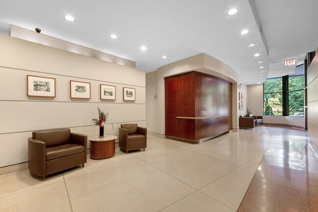 Foto del edificio - 1920 N Clark St