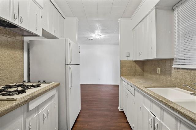 Building Photo - 711 N Carroll Blvd