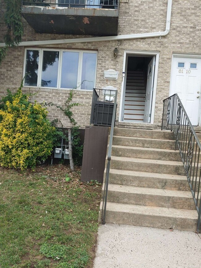 8112 Commonwealth Blvd, Queens, NY 11426 House Rental in Queens, NY
