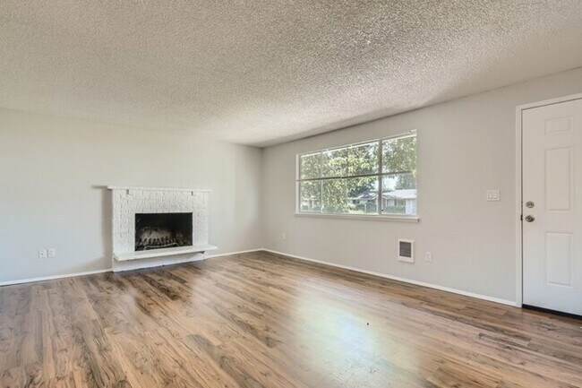 Foto del edificio - 22201 44Th Avenue E, Spanaway, WA, 98387