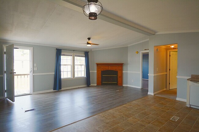 Building Photo - 106 Fishtale Court