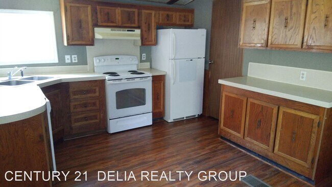 Building Photo - 2 br, 2 bath House - 209 Gilman Hall