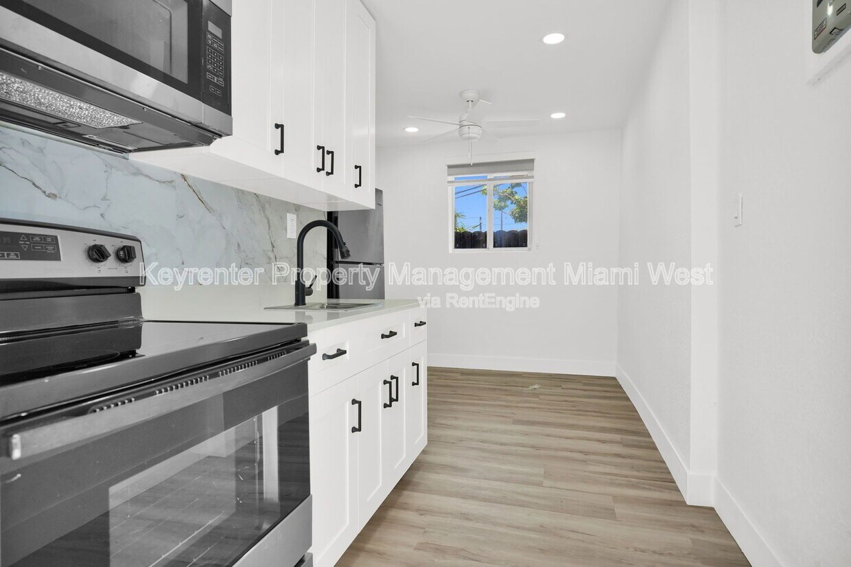 Foto principal - 210 Beacom Blvd