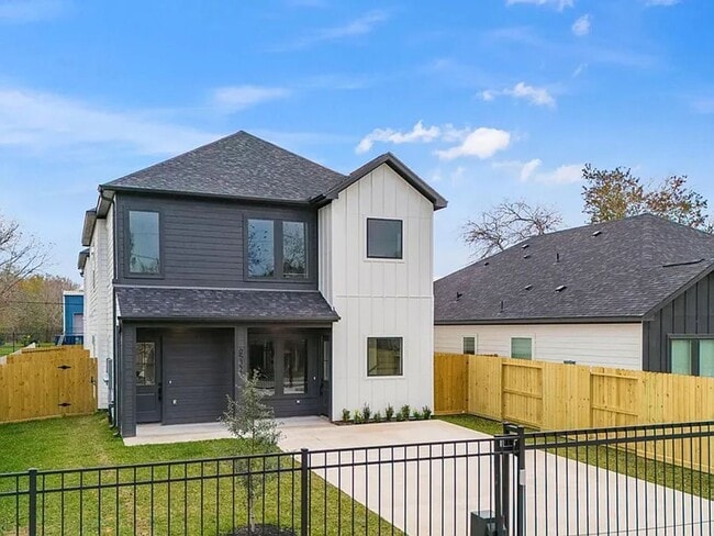 Photo - 6532 Weston St Apartment