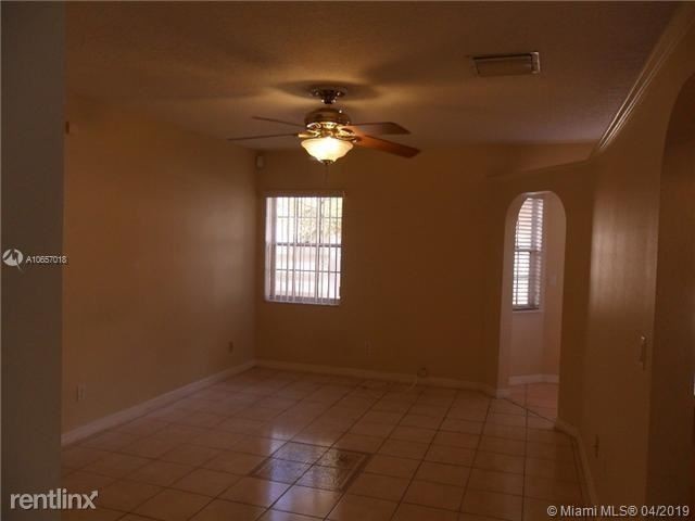 Building Photo - 3 br, 3 bath House - 14551 SW 146th Pl
