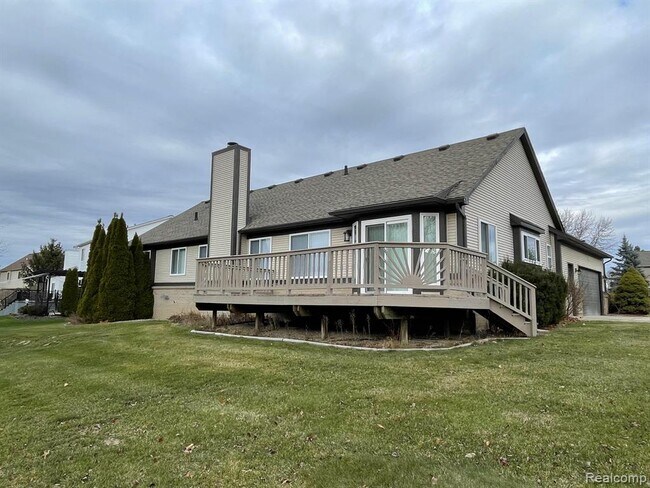 Foto del edificio - 1032 Wheatfield Dr