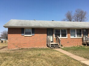 Building Photo - 512-514 Terrace Dr