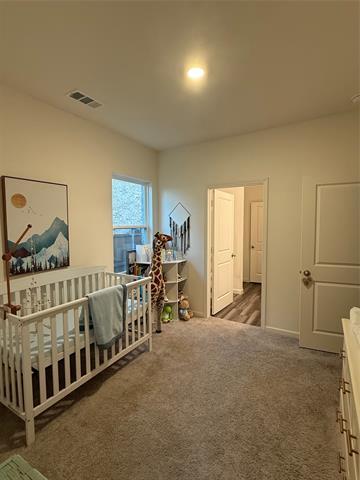 Foto del edificio - 1852 McCree St