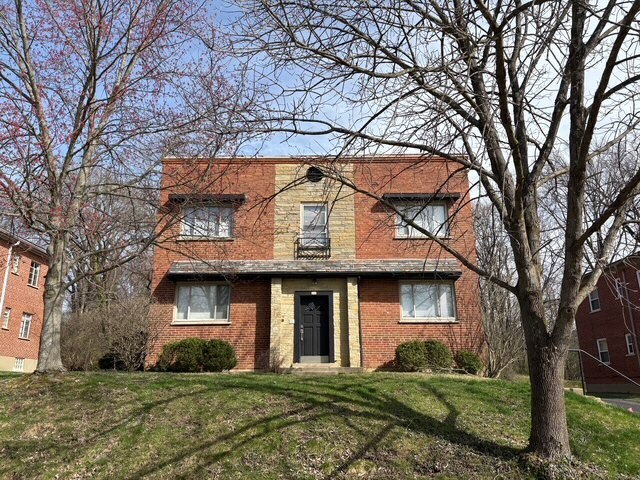 Building Photo - 810 Ellison Ave