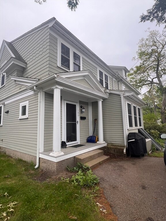 Primary Photo - 180 Warren St