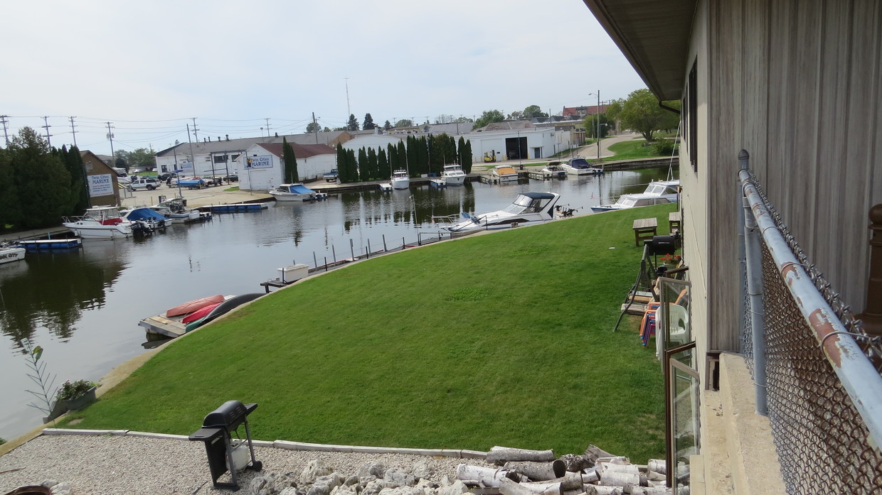 view of your back yard and river - 1308 Washington St