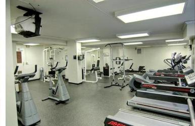 Foto del edificio - 245 E 63rd St