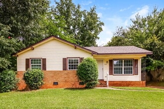 Building Photo - 528 W Arrowood Rd