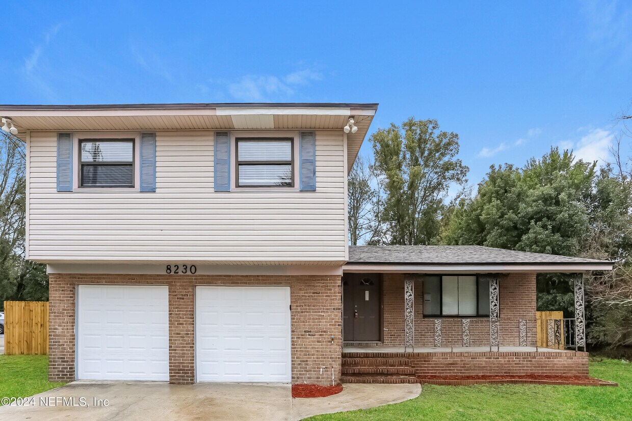 Foto principal - 8230 Barracuda Rd