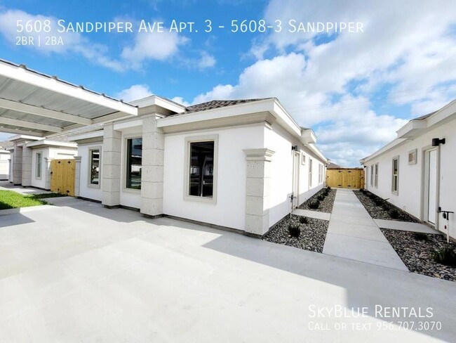 Foto del edificio - 5608 Sandpiper Ave