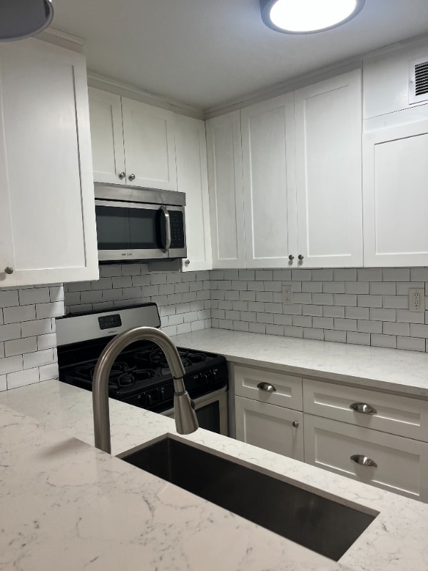 Foto del edificio - 11669 Chenault St