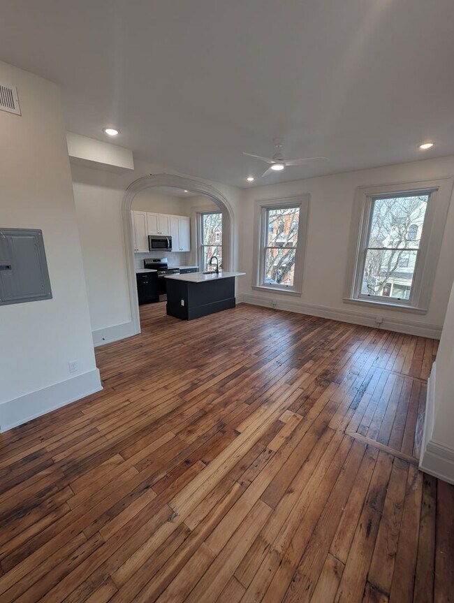 Foto del edificio - Beautifully Renovated 1 Bed, 1 Bath in Historic Covington