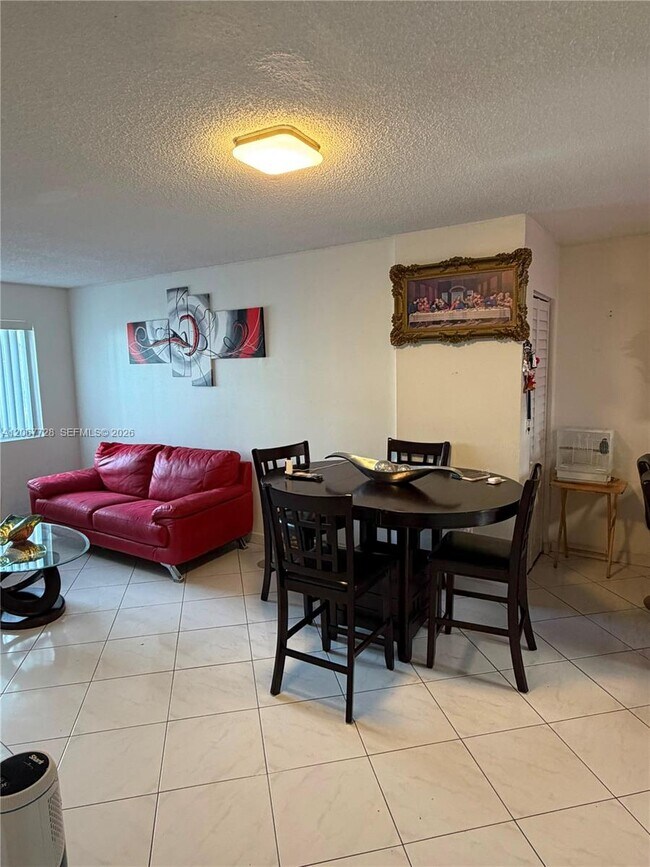 Foto del edificio - 7881 SW 152nd Ave