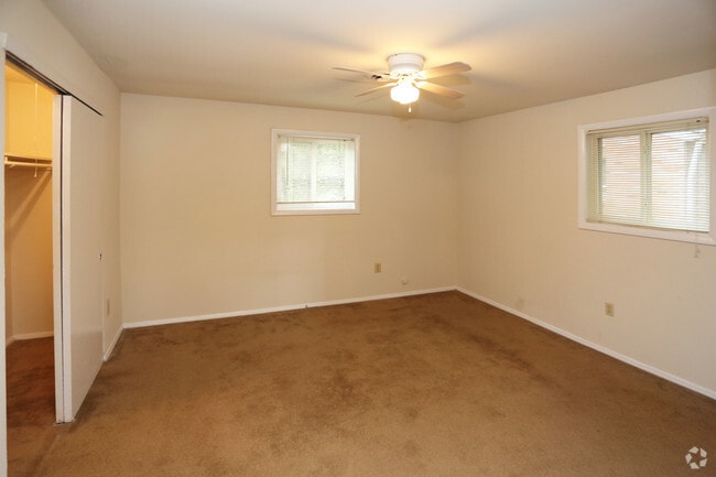 Interior Photo - Southampton Apartments