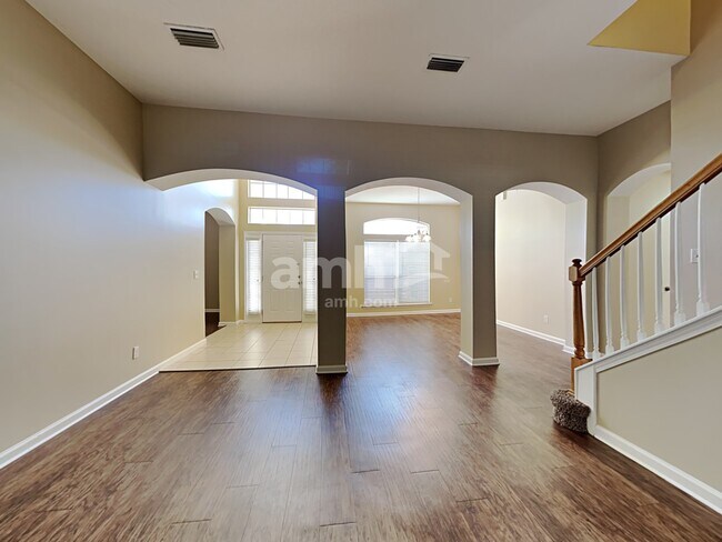 Building Photo - 3520 Laurel Mill Dr