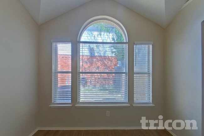 Building Photo - 11017 Deer Trail