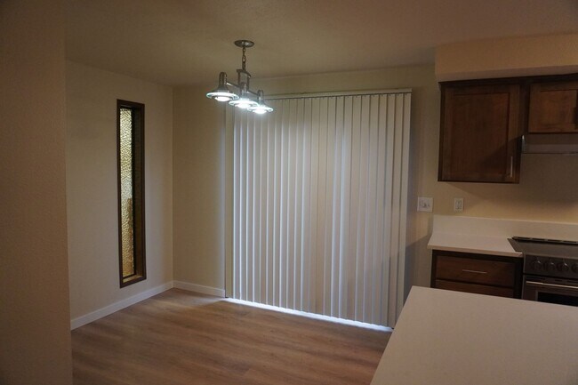 Foto del edificio - r3128.3130NE.86th.AVE