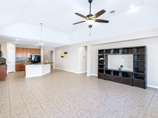 Building Photo - 11103 Avery Oaks Ln