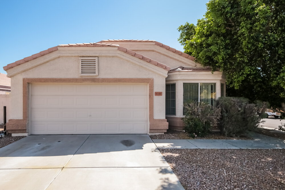 Foto principal - 9049 E Fairfield St