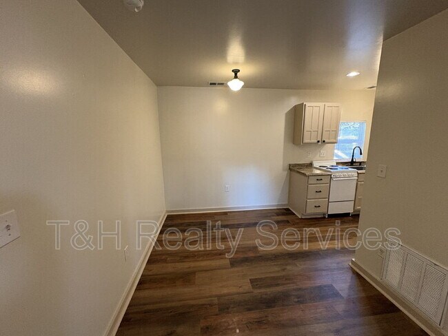 Foto del edificio - 3043 N Pennsylvania St